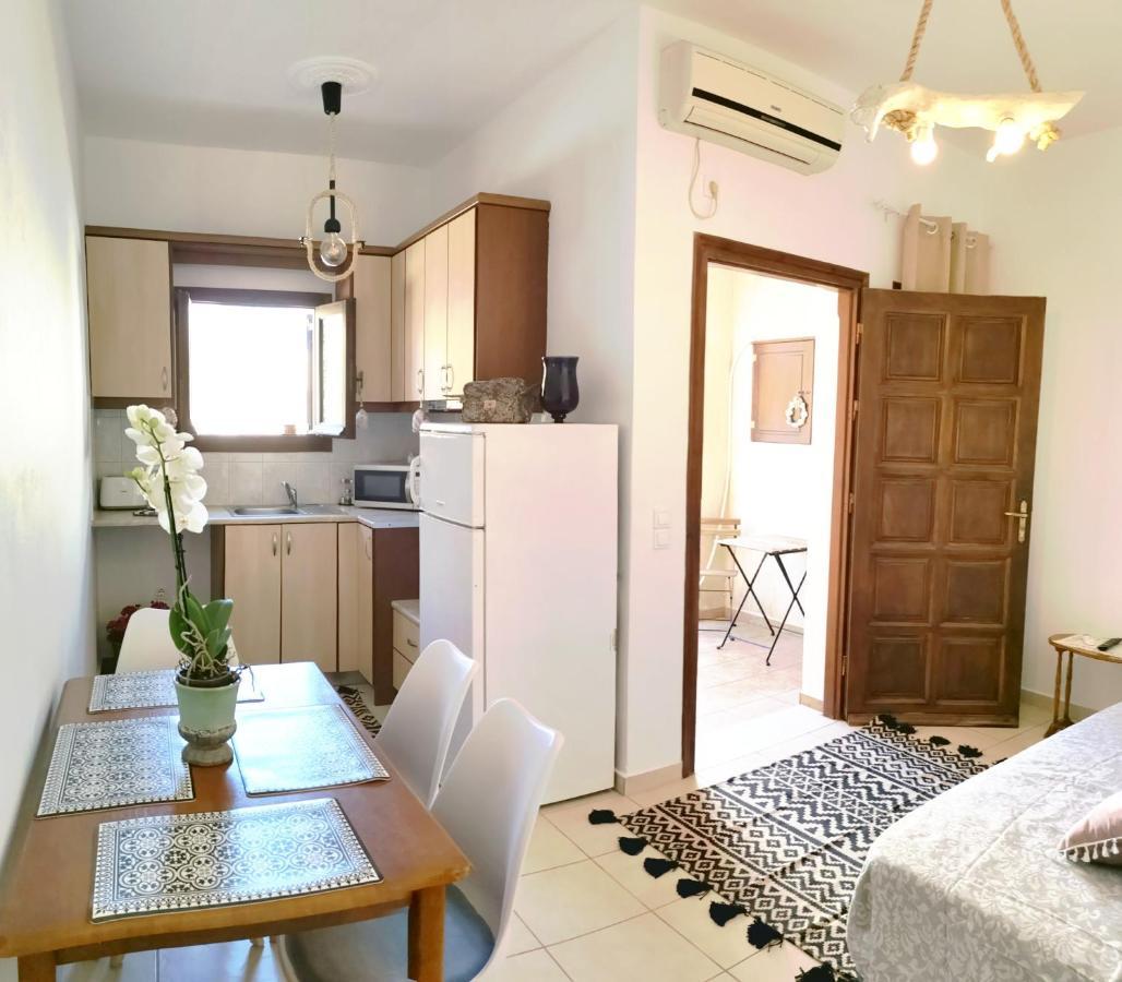 Villa Perissa Thira Екстер'єр фото