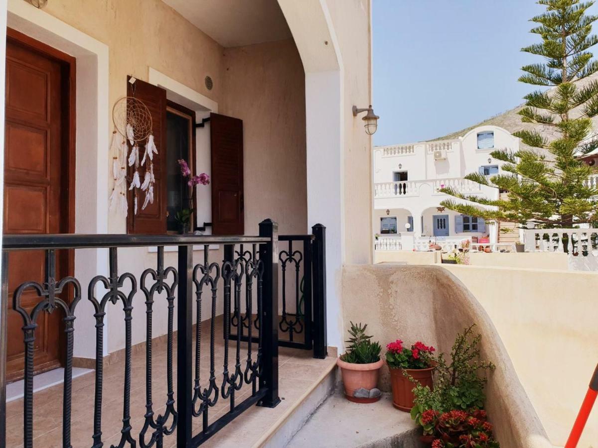 Villa Perissa Thira Екстер'єр фото