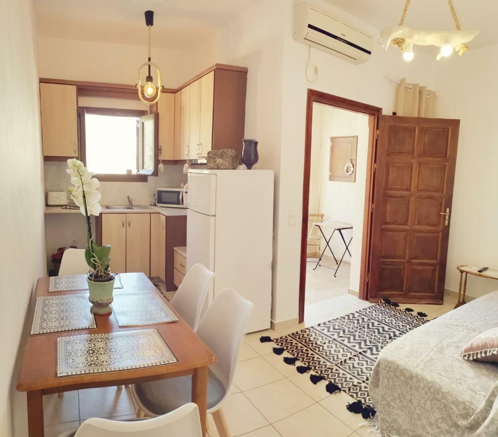 Villa Perissa Thira Екстер'єр фото